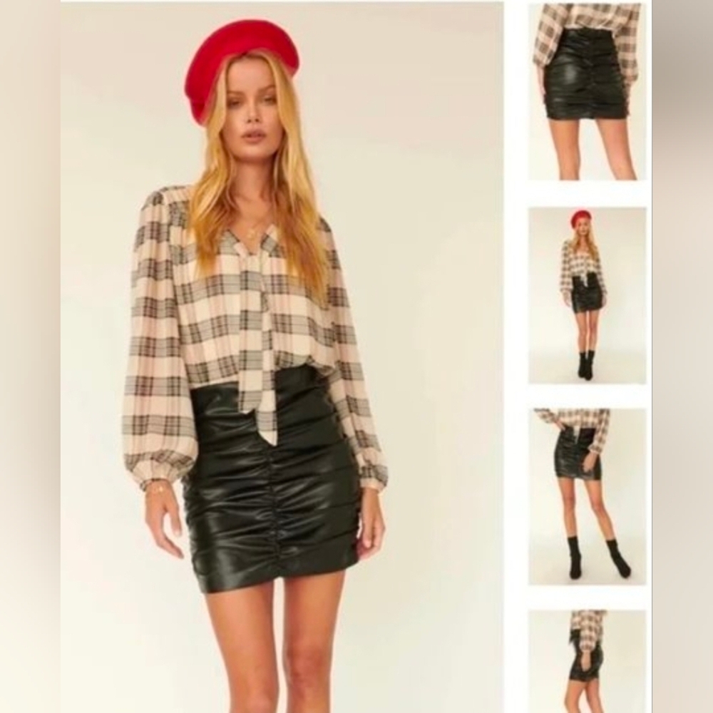 Promesa Black Ruched Mini Skirt Small
